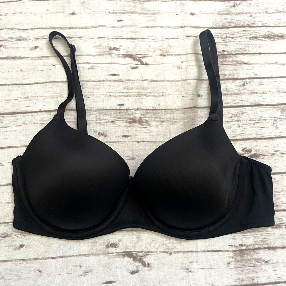 Victoria’s Secret PINK Wear Everywhere Bra Lightly Lined Bra Size 32C Black